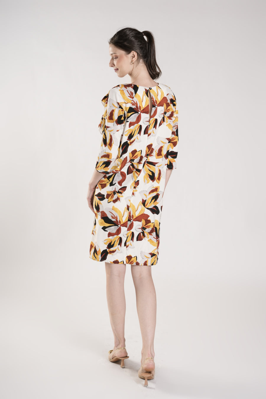 RAMEY Ruffle Detail Shift Dress (Multi Printed)