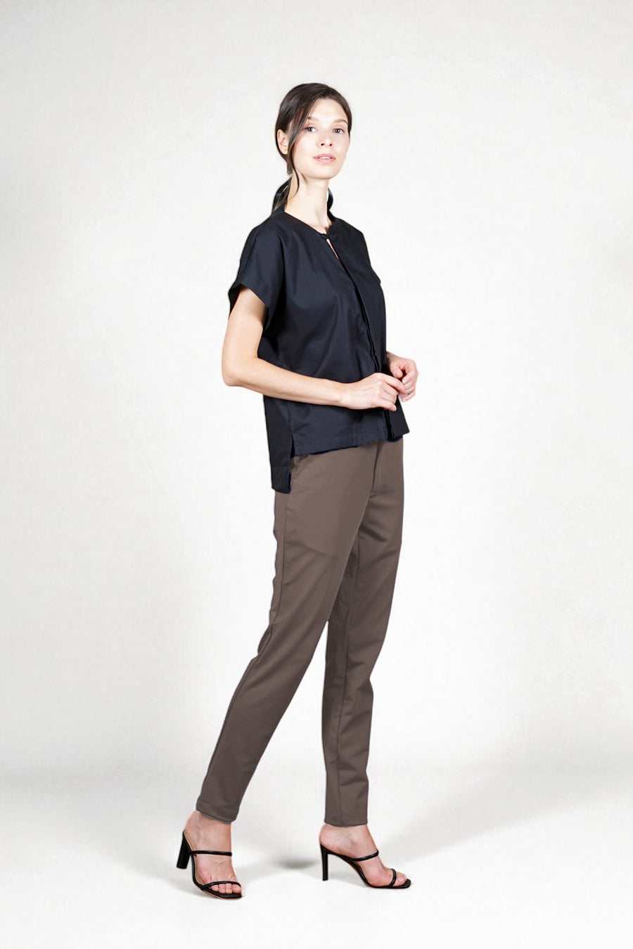 PILILANI Placket Detail Top (Black)