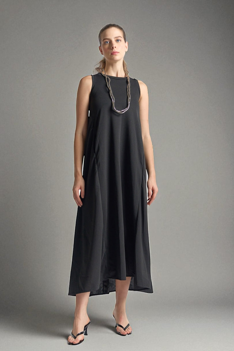 TECERUMA Back Detail Maxi Dress (BLACK)