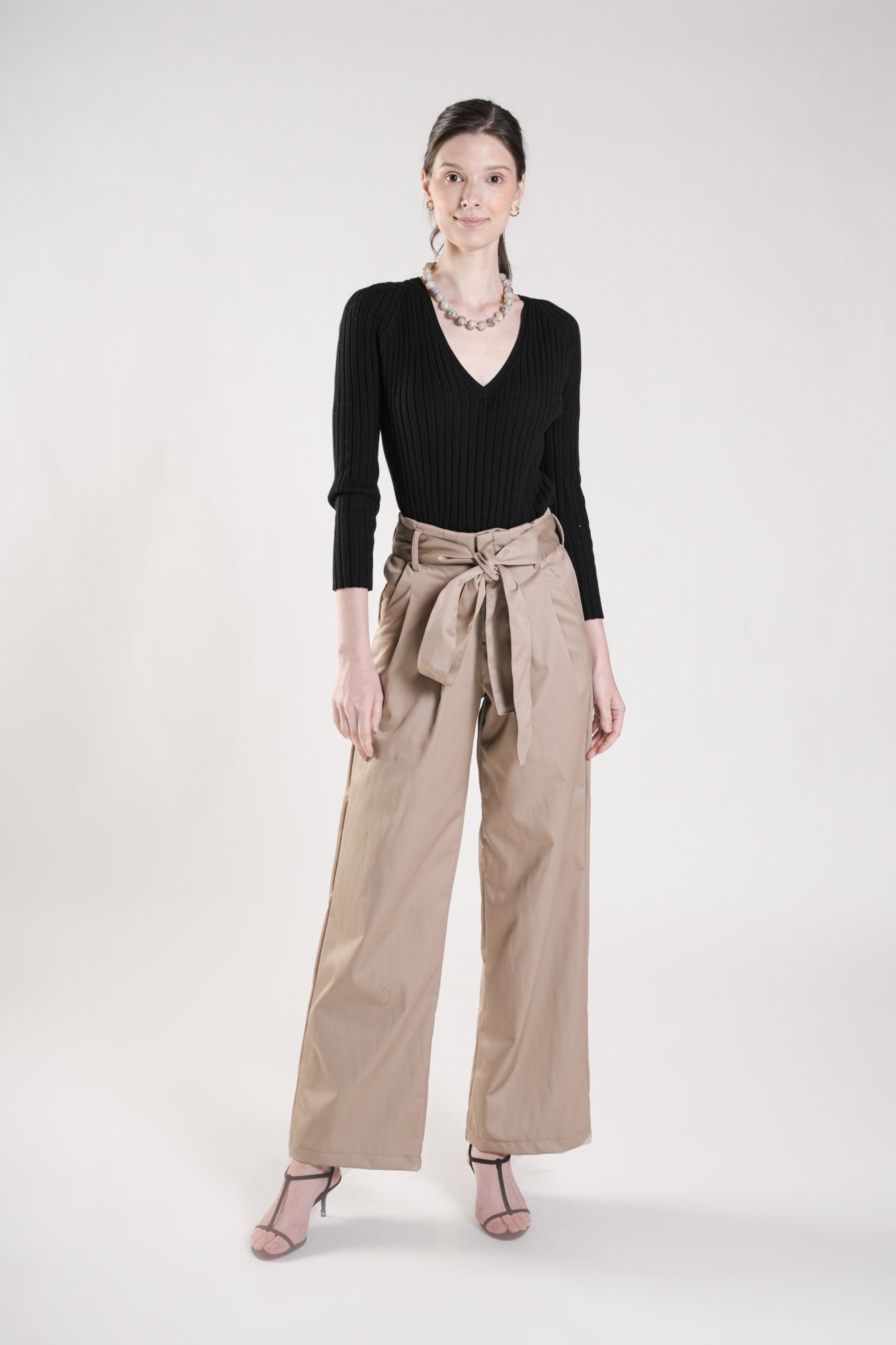 TROCADERO Pleated Pants with Belt (Khaki)