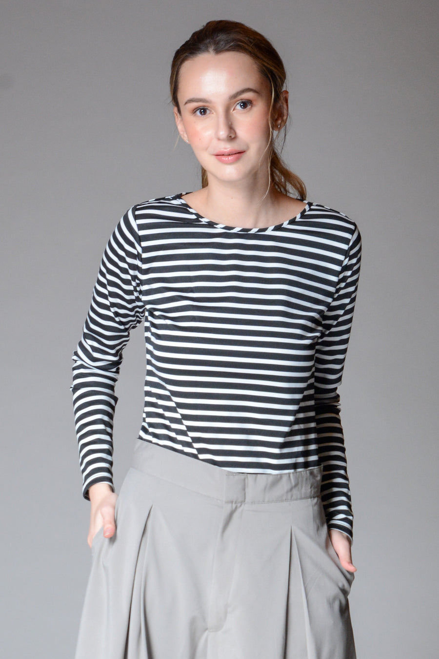 EHAKO Striped Pullover (Black)