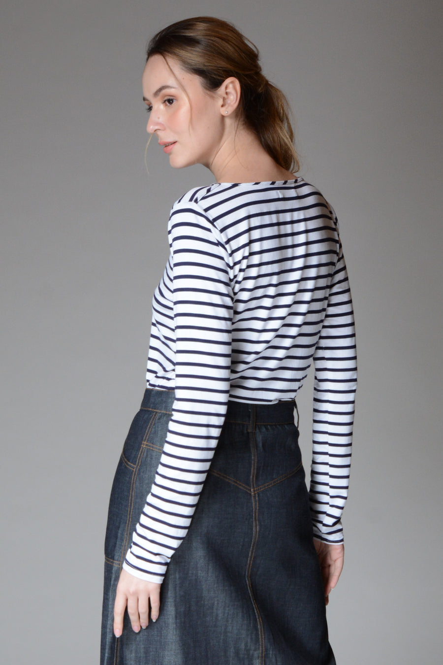 EHAKO Striped Pullover (White)